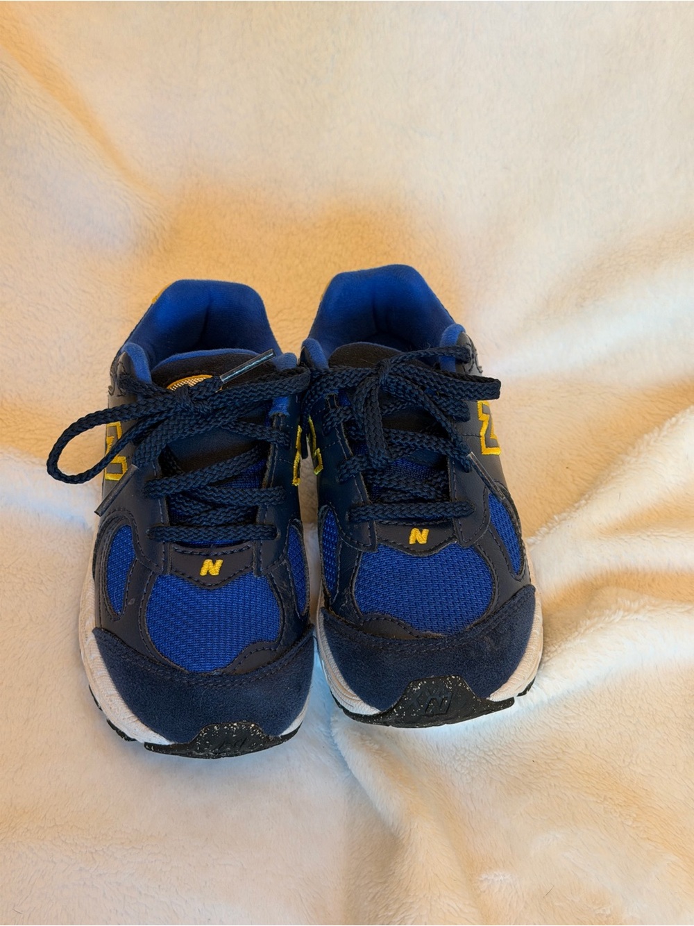 New Balance Kids Navy Blue and Yellow Sneakers